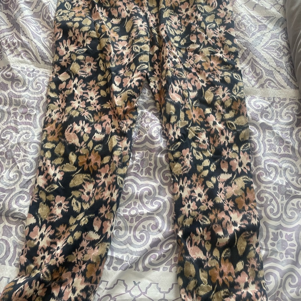 Sonoma Black and Pink Floral Leggings